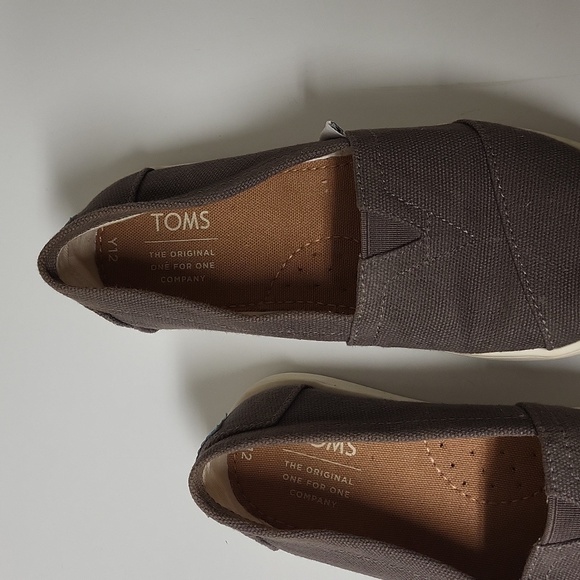 Toms Alpargata for kids in size Y12 - Picture 4 of 8